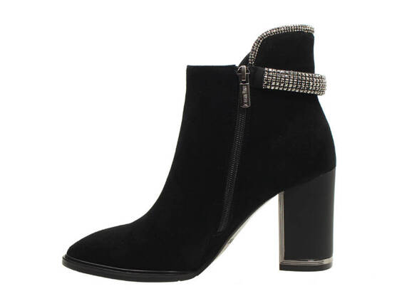 Loretta Vitale G11 ankle boots